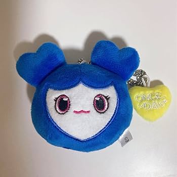 TWICE ツウィ バッグチャーム ピンバッジ TWICE ツウィ バッグチャーム - メルカリ